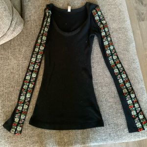 Free People Floral Sleeve Thermal